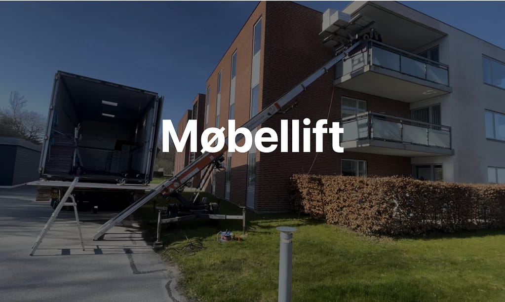 Møbellift i brug til en flytning fra 2 etage. Aarhus-flytteservice